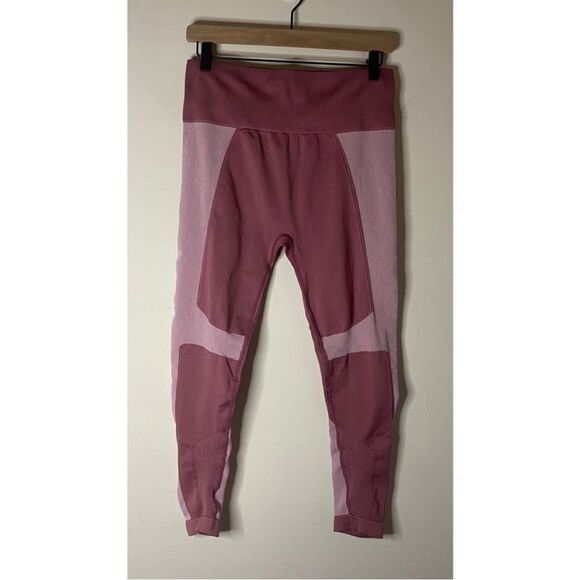 Fabletics Demi Lovato Seamless High Rise Legging - Picture 2 of 9